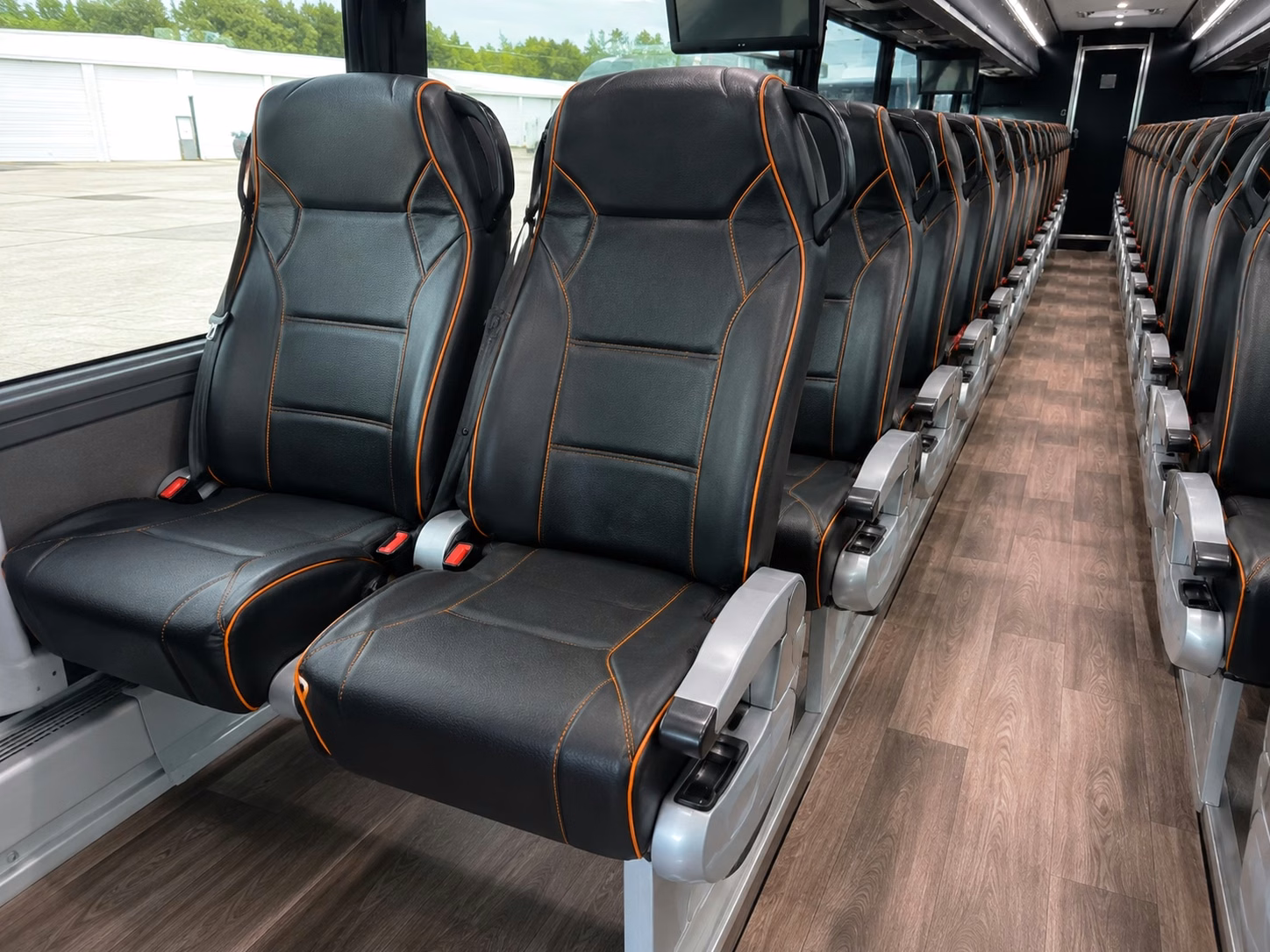 fan bus rentals to mercedes benz stadium and state farm arena in atlanta
