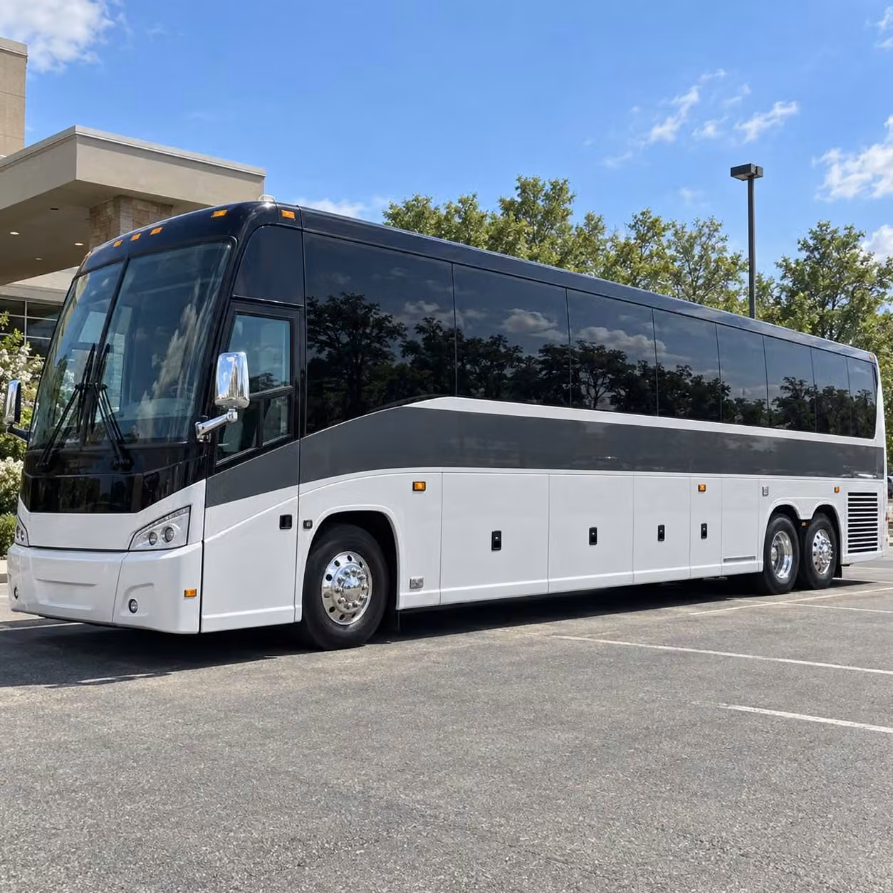 shuttle buses for south fulton zoo and nature field trips