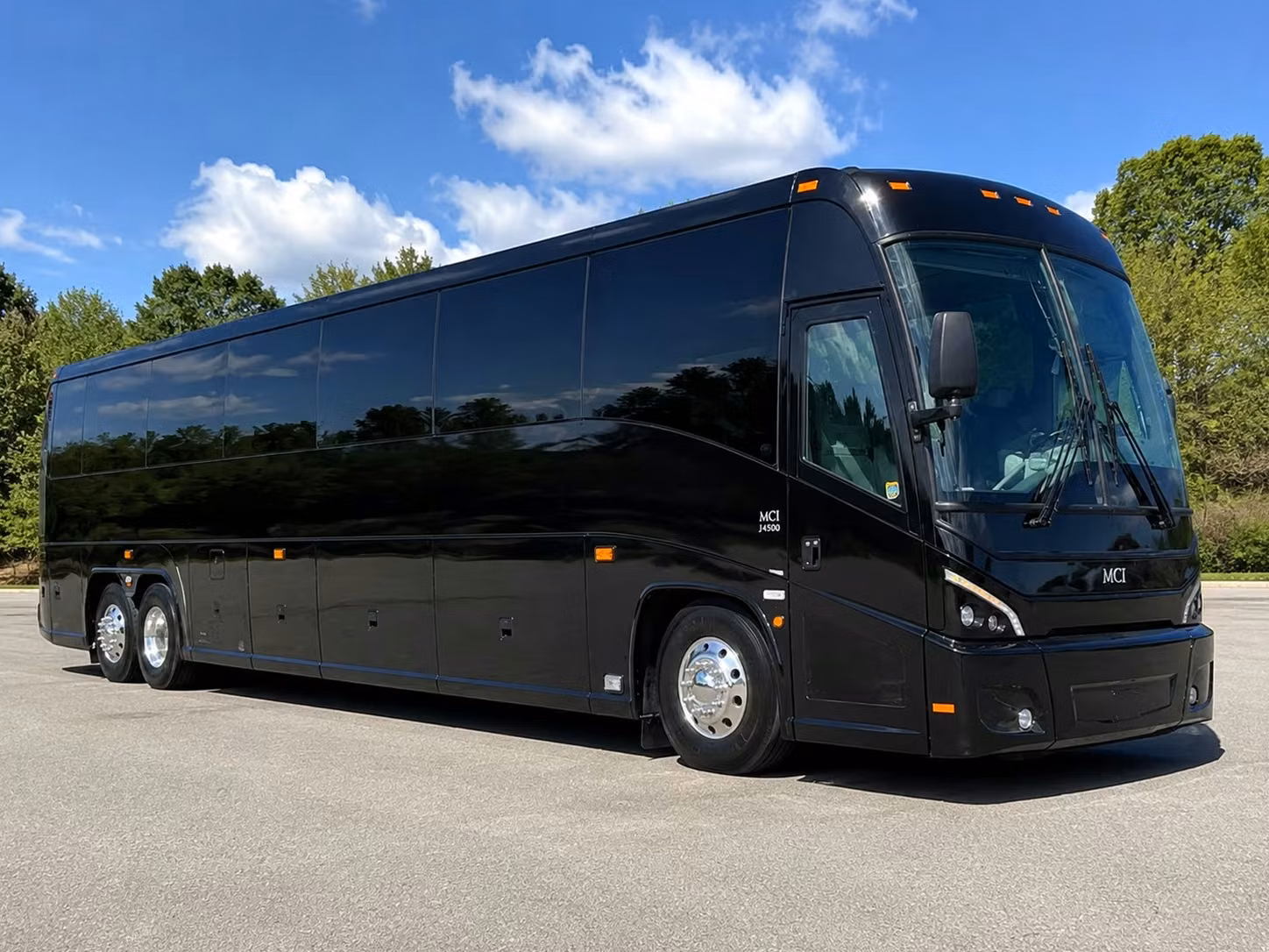 south fulton wedding transportation that keeps every guest on schedule